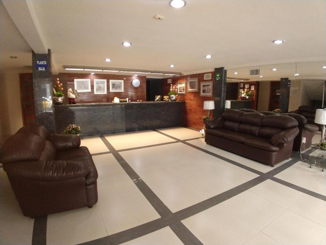Hotel Porto Alegre Guadalajara Exterior photo