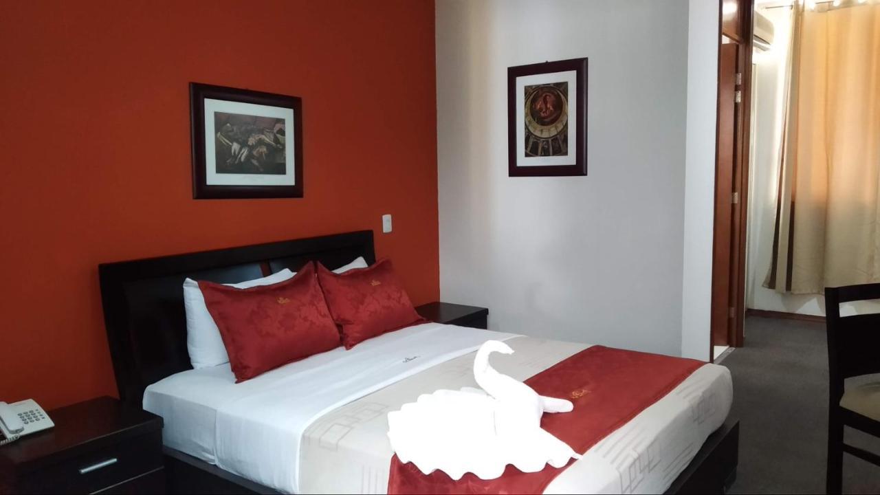 Hotel Porto Alegre Guadalajara Exterior photo